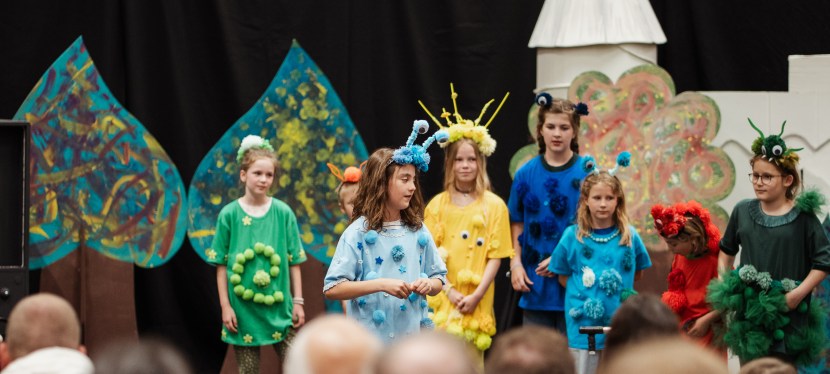 Theaterstück: „Den Perlen auf der&nbsp;Spur“